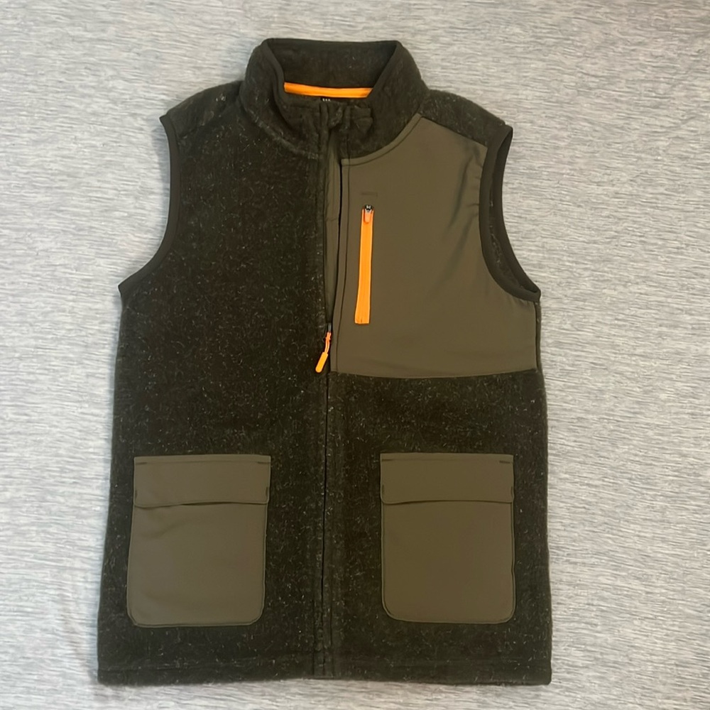 Kids All in Motion fleece vest - Picture 1 of 4